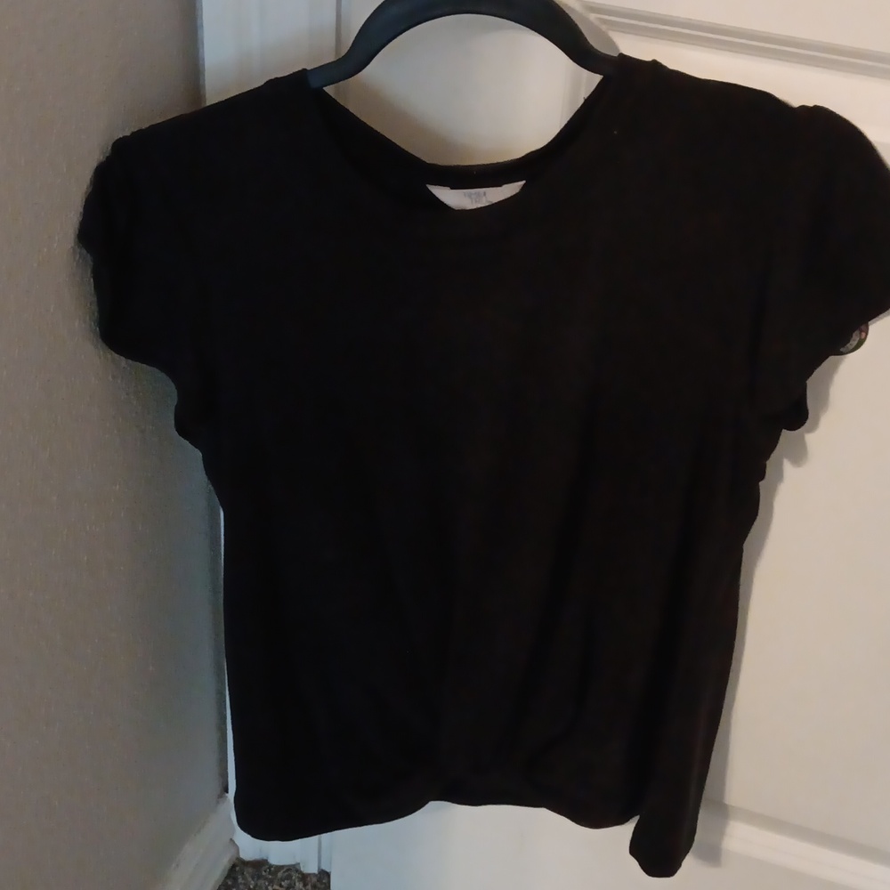 Cloth - Picture 2 of 4